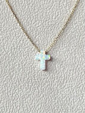 N035 | Genuine Opal Petite Cross Necklace